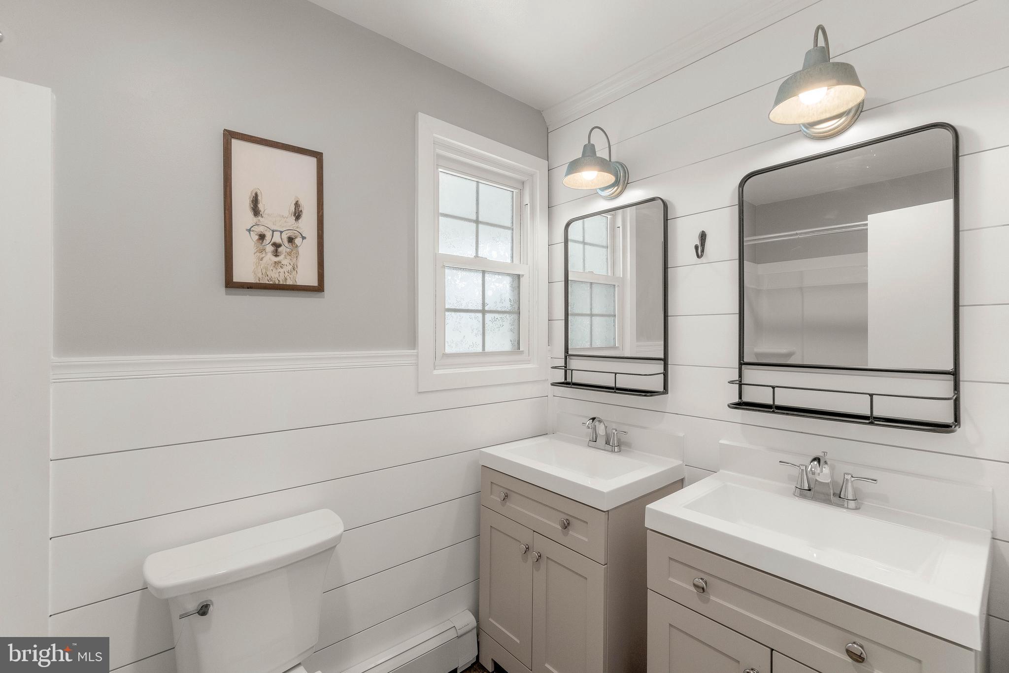 MAPLE RIDGE - Residential