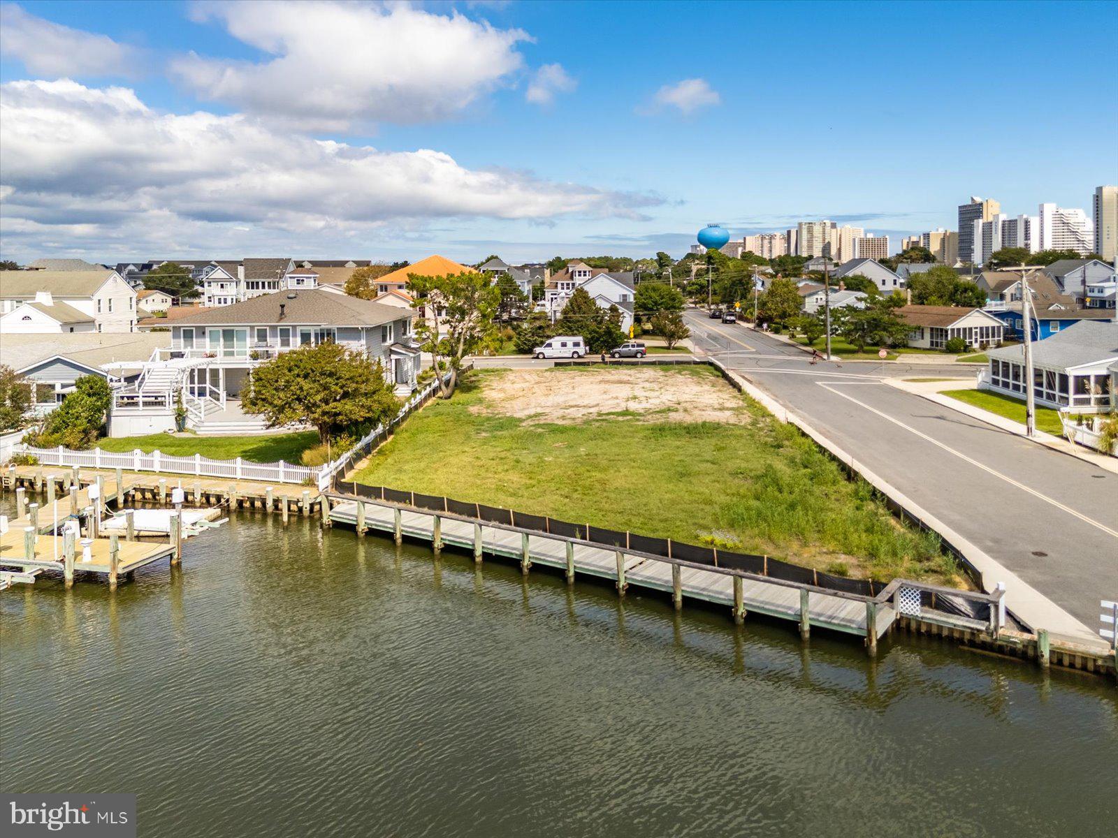 LITTLE SALISBURY - Residential