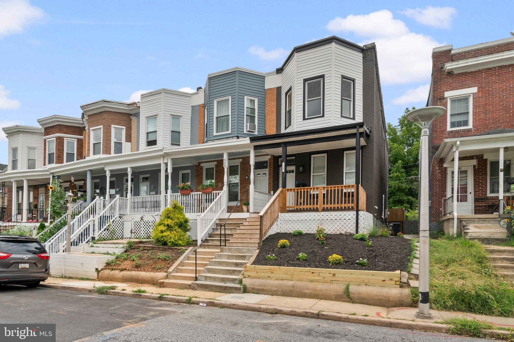 530 E 38TH STREET