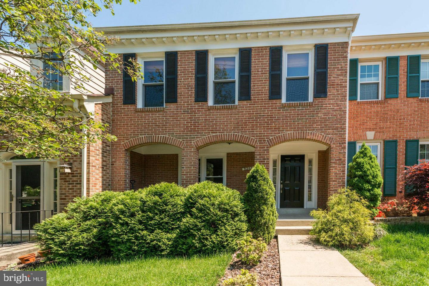 FALLSBERRY - Residential Lease