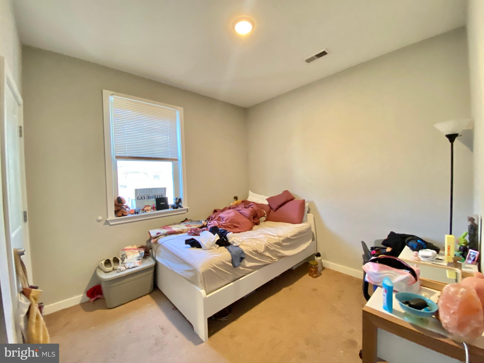 TEMPLE UNIVERSITY - Residential Lease