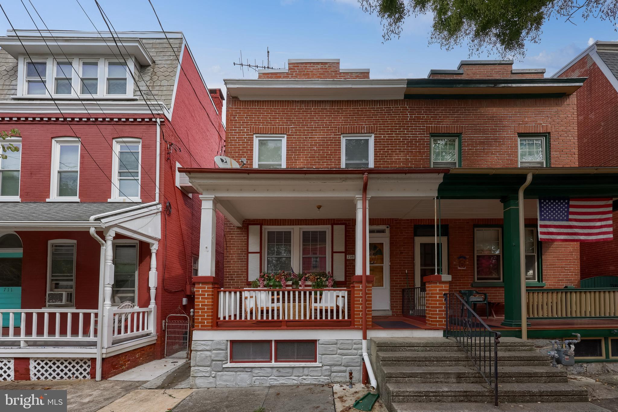 709 N SHIPPEN STREET