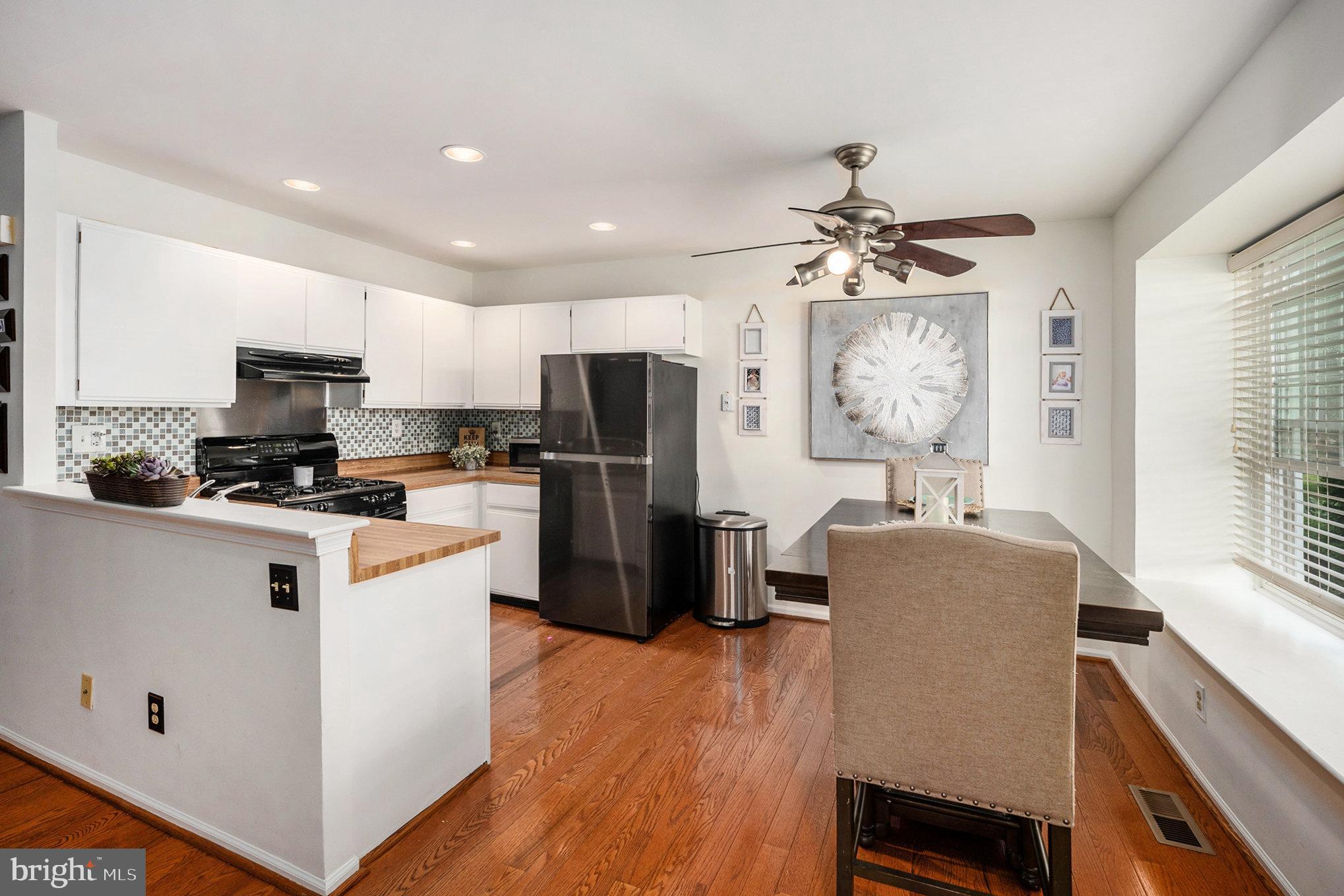 NORTHRIDGE ESTATES - Residential