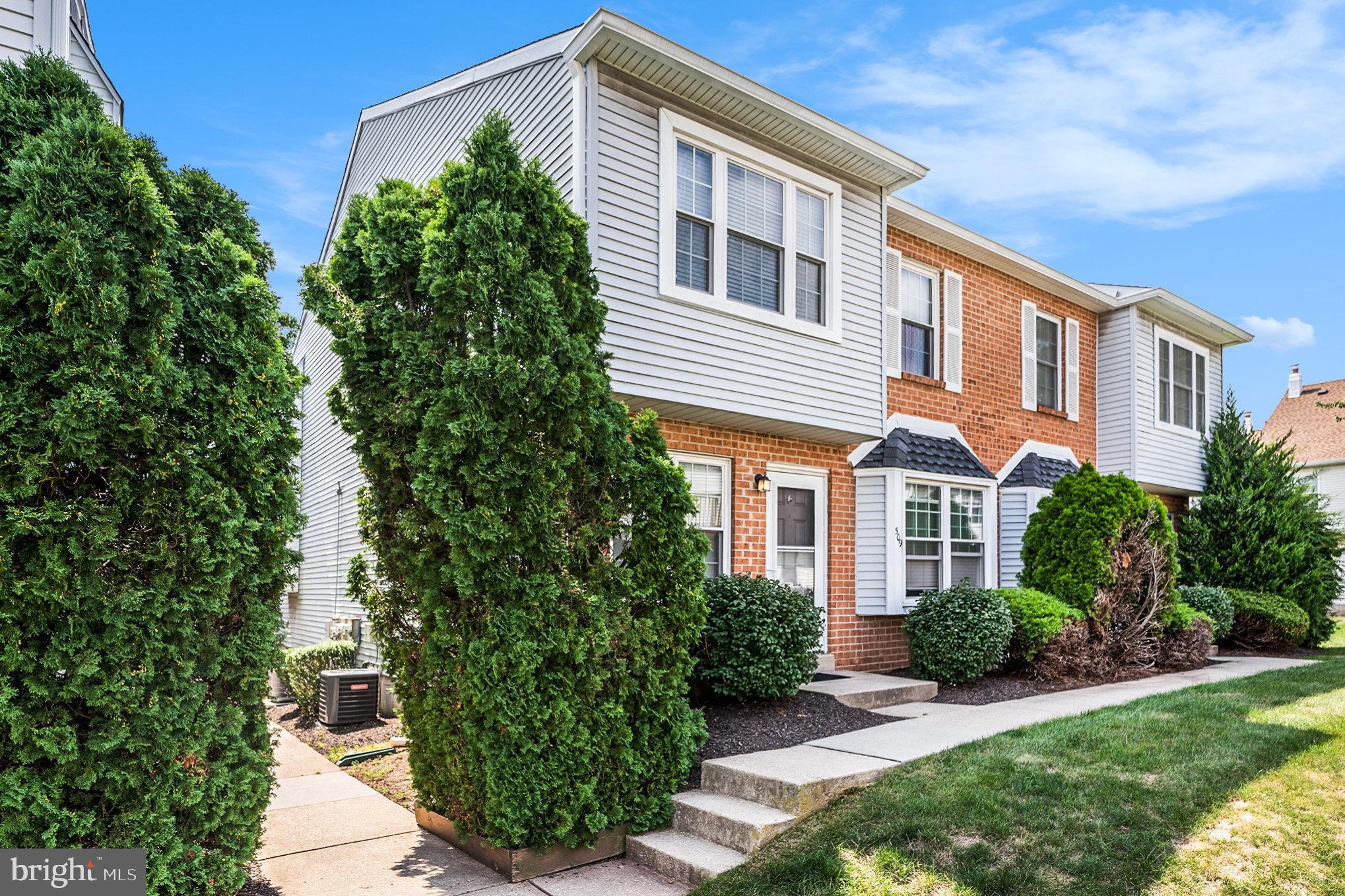 NORTHRIDGE ESTATES - Residential