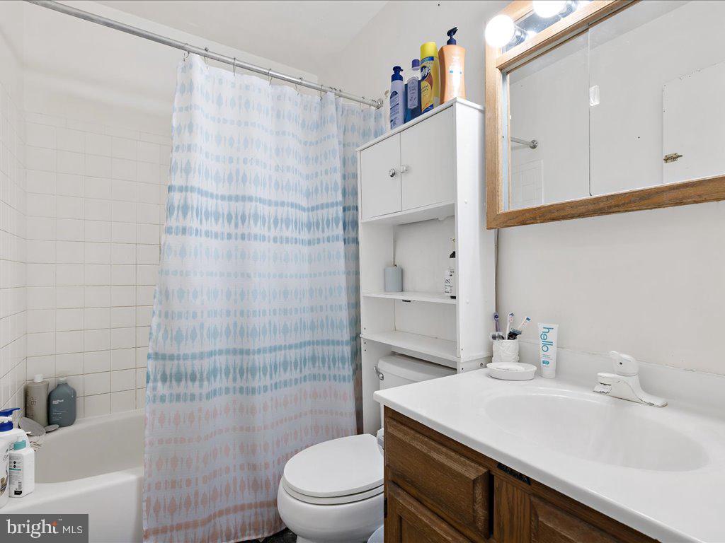 CAMBRIDGE CROSSING - Residential