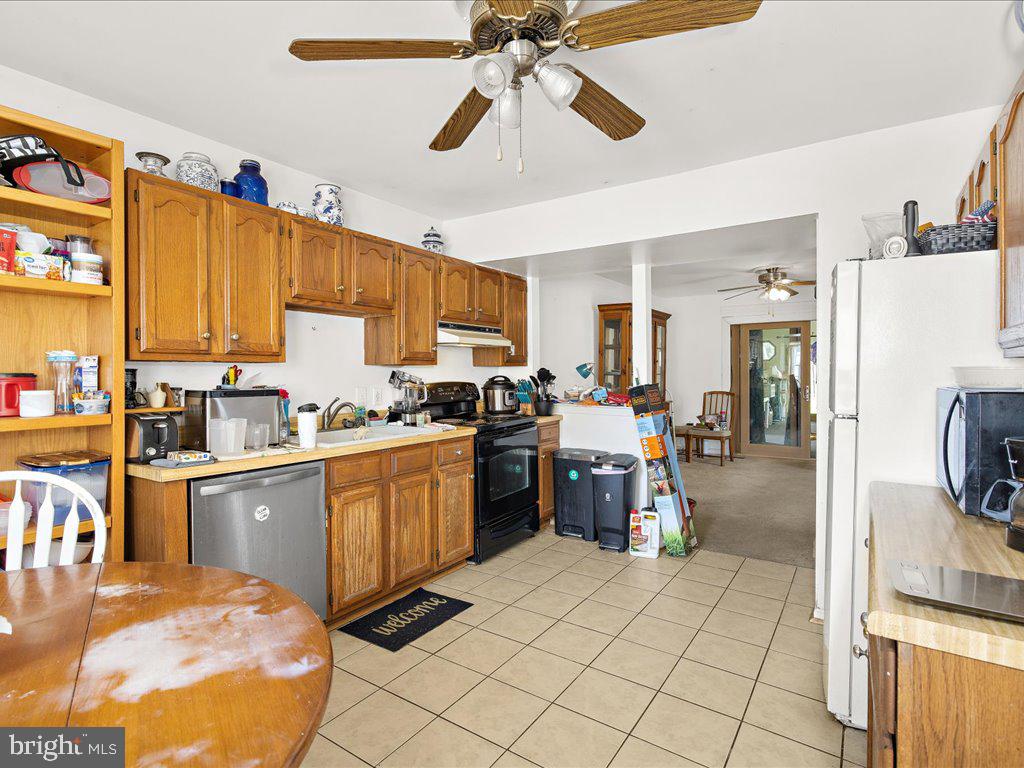 CAMBRIDGE CROSSING - Residential