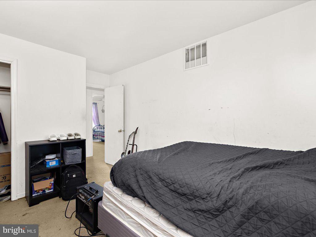 CAMBRIDGE CROSSING - Residential