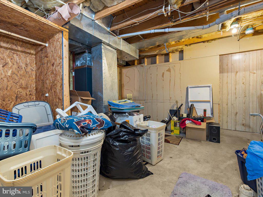 CAMBRIDGE CROSSING - Residential