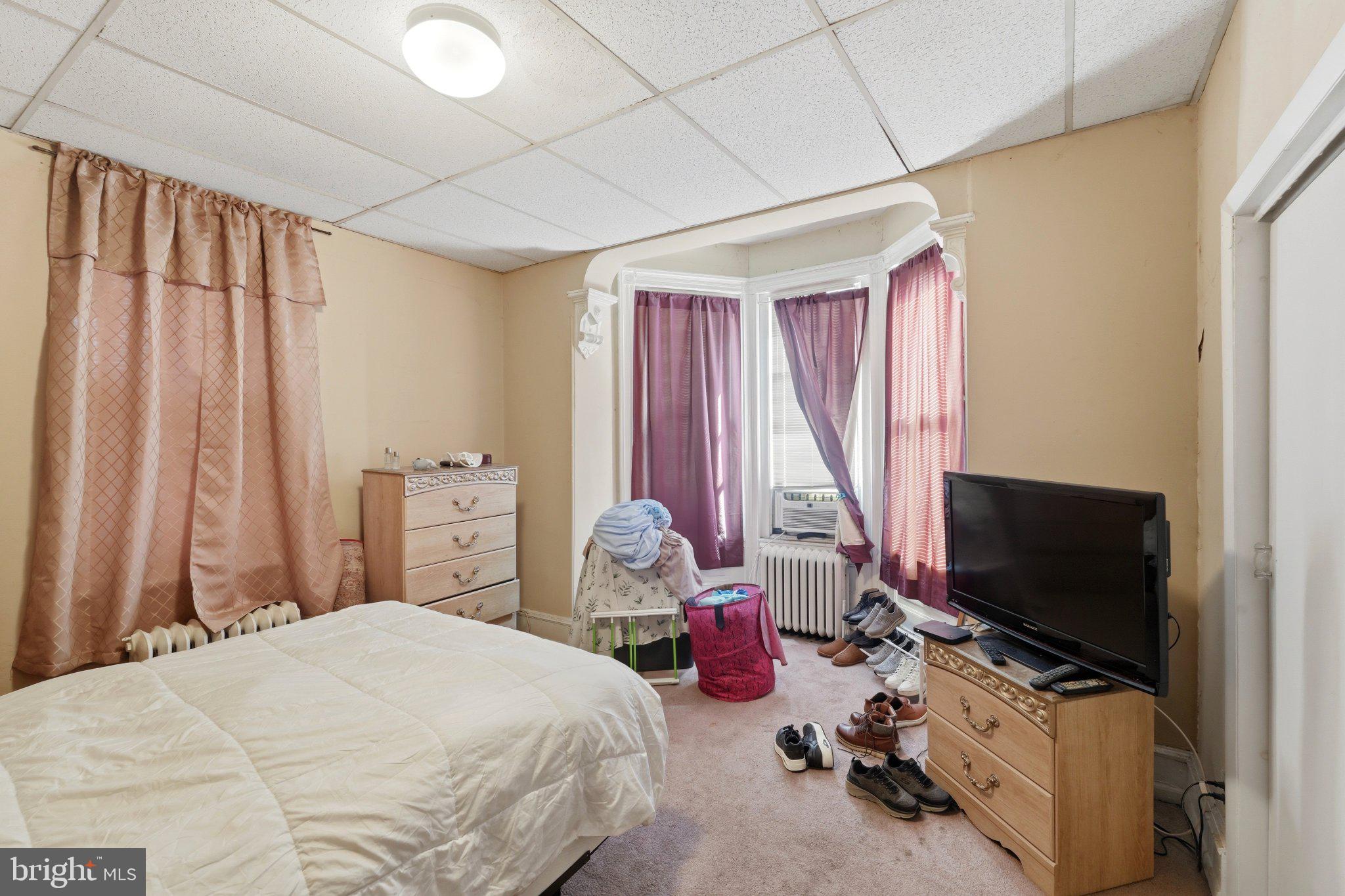 PHILADELPHIA (SOUTH) - Residential Income