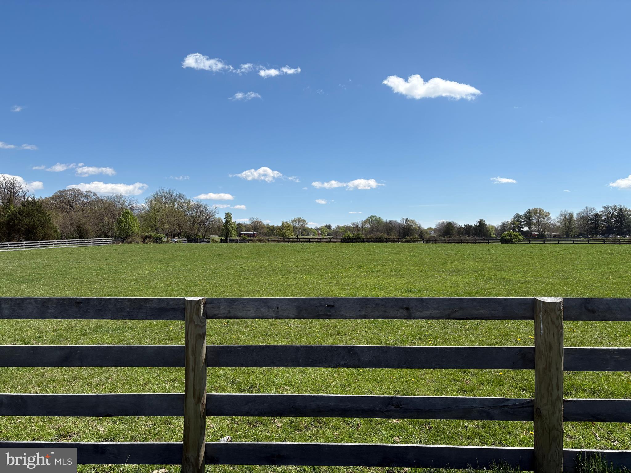 BORNEHAM WOOD - Residential