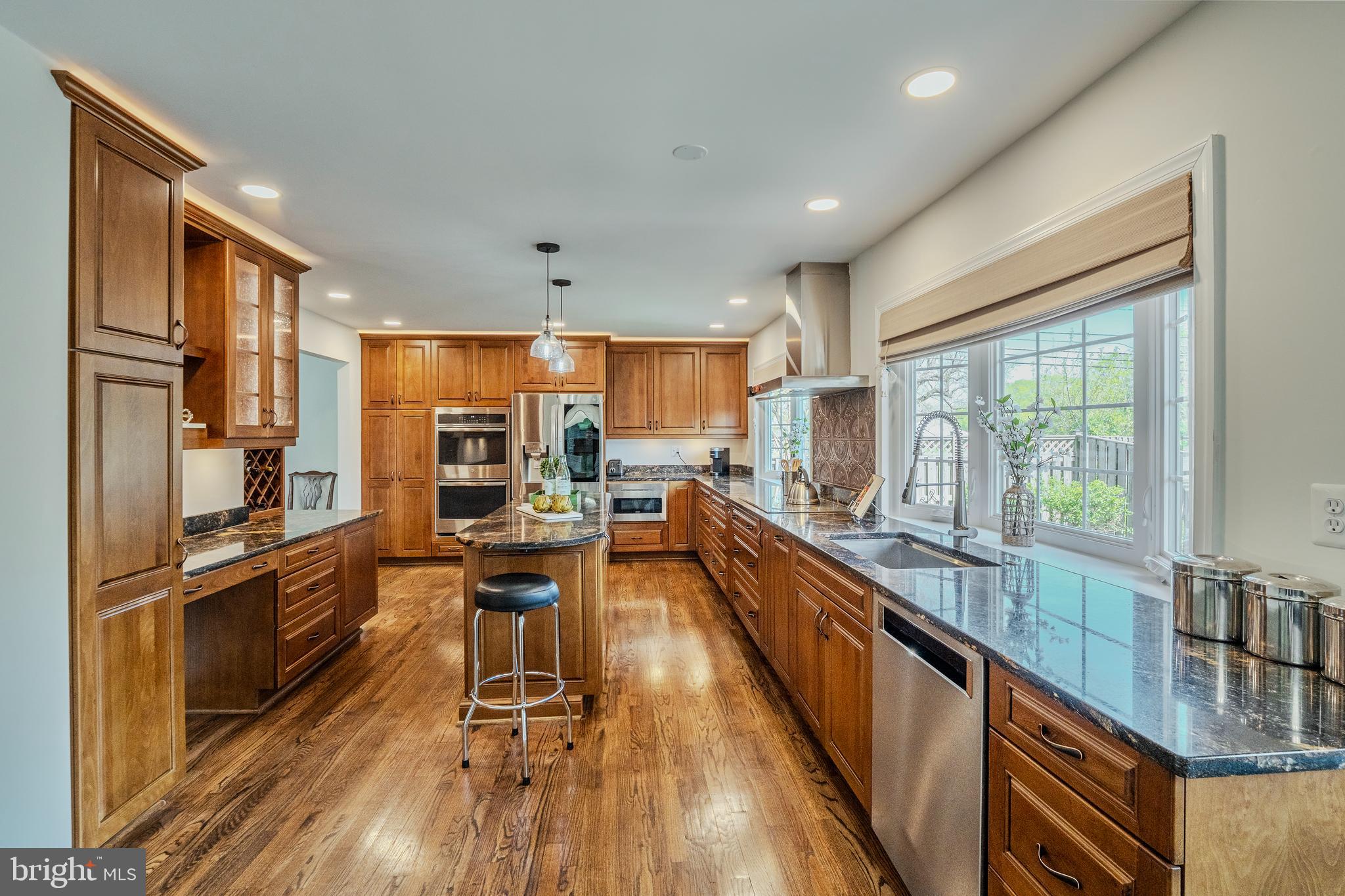 BORNEHAM WOOD - Residential