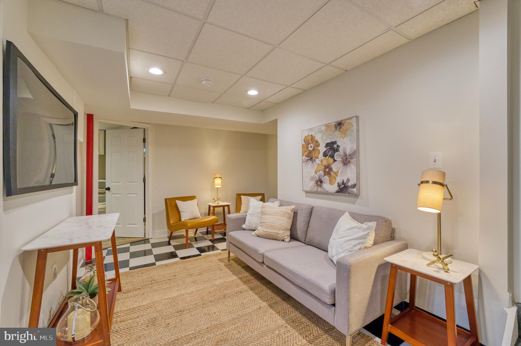 BORNEHAM WOOD - Residential