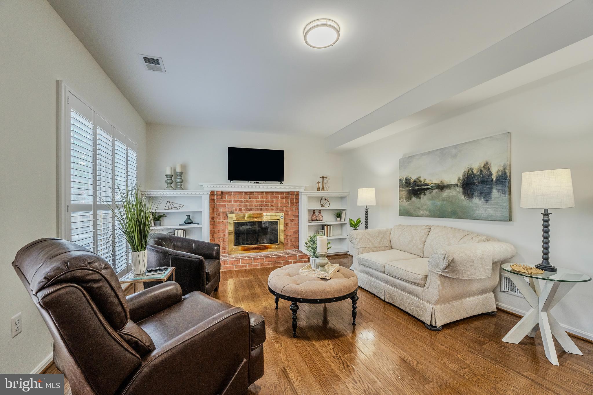 BORNEHAM WOOD - Residential