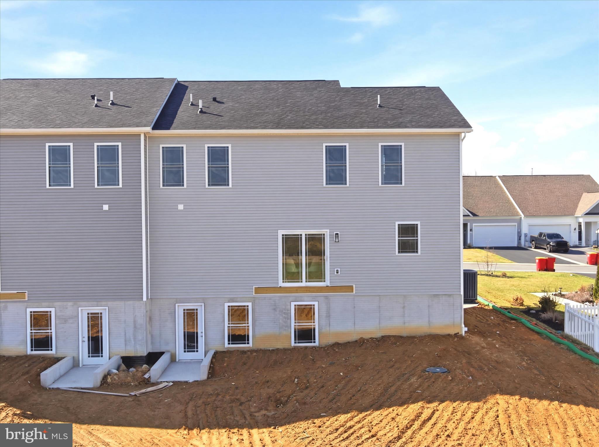 SPRING VALLEY - Residential
