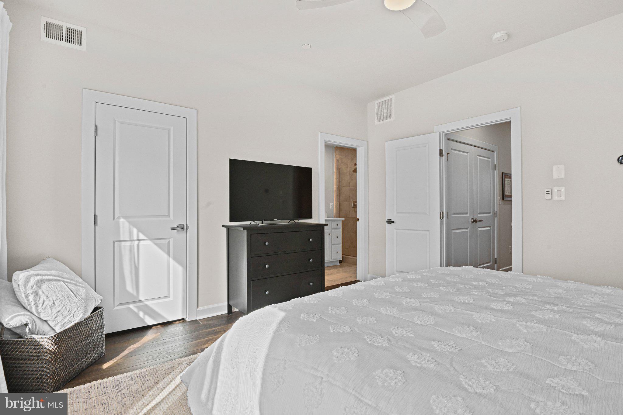 WOODLAND PARK - Residential