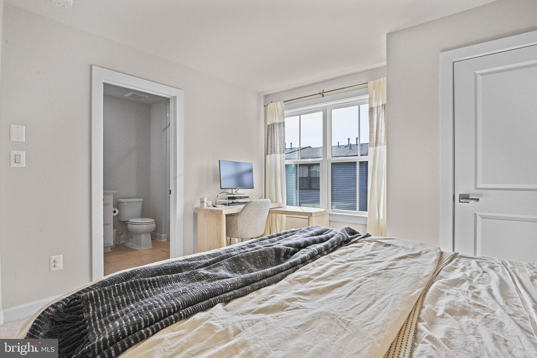 WOODLAND PARK - Residential