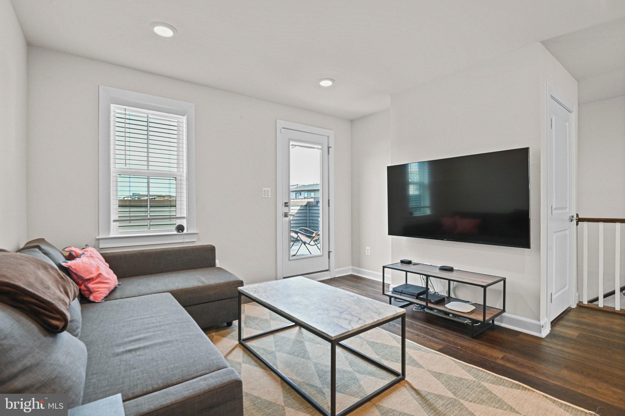 WOODLAND PARK - Residential