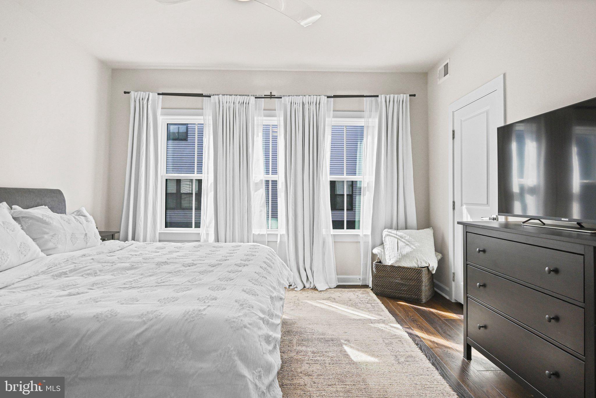 WOODLAND PARK - Residential