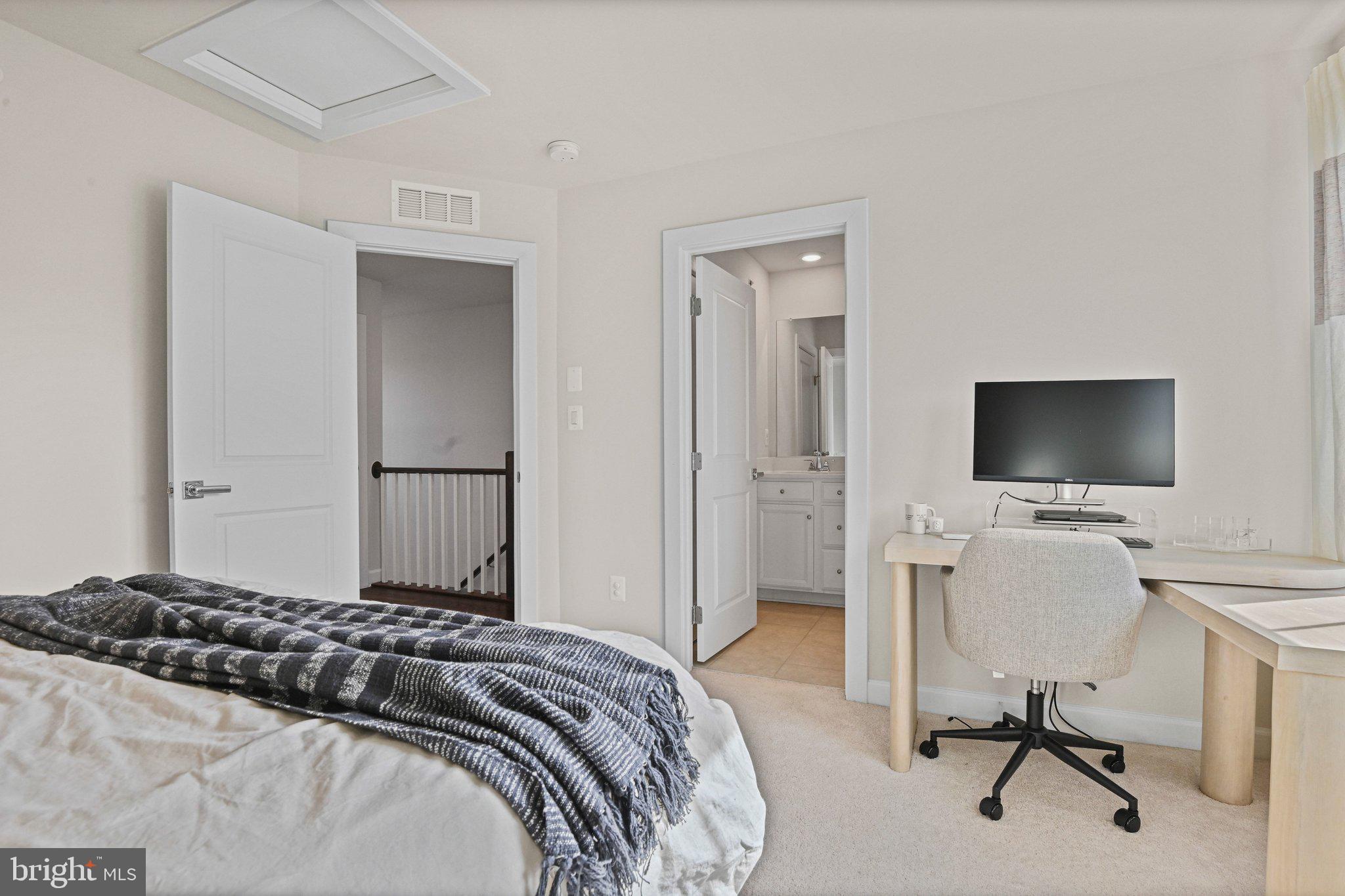 WOODLAND PARK - Residential