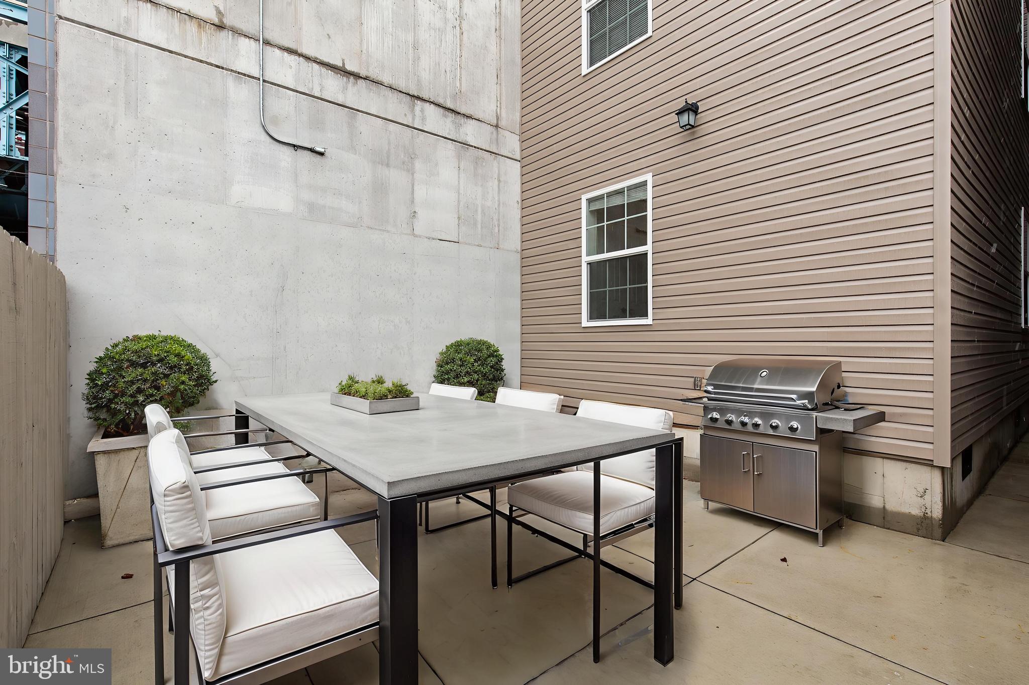 Available Now | A physical tour is required before applying. Sight unseen applications will not be considered.
Welcome to 1802 E Huntingdon St #1! This stunning 2 bedroom, 2 bathroom first floor apartment offers beautiful finishes, private outdoor space, Central A/C, and video surveillance in entryways for added peace of mind. Enter into the main level with an open concept floor plan. Hardwood floors and recessed lighting stretch the length of your common area and there's ample room for separate living room and dining room set ups. The kitchen is open to the living area and separated by a breakfast bar, making entertaining a breeze! The kitchen is stocked with stainless steel appliances, tile backsplash, granite countertops, and pendant lighting over the bar. Continue through the apartment to your two bedrooms which both offer hardwood flooring, good closet space, and sunlight. Your first full bathroom is on this level, equipped with beautiful tiling, a vanity for storage, and a bathtub-shower combo with sleek sliding glass doors. Head downstairs to your lower level for additional living space. There's tile flooring, ample storage space, a full bathroom, and stacked washer and dryer plus a utility sink. Your private outdoor patio is large enough to accommodate patio furniture and a grill. This unit offers is professionally managed with 24-hour emergency maintenance available to tenants - call for a tour today!
Lease Terms:
Generally, 1st month, 12th month, and 1 month security deposit due at, or prior to, lease signing. Other terms may be required by Landlord. $55 application fee per applicant. Pets are conditional on owner's approval and may require an additional fee, if accepted. (Generally, $500/dog and $250/cat). Tenants responsible for: electricity, gas, cable/internet, and a $50/month flat water fee. Landlord Requirements: Applicants to make 3x the monthly rent in verifiable net income, credit history to be considered (i.e. no active collections), no evictions within the past 4 years, and must have a verifiable rental history with on-time rental payments. Exceptions to this criteria may exist under the law and will be considered.