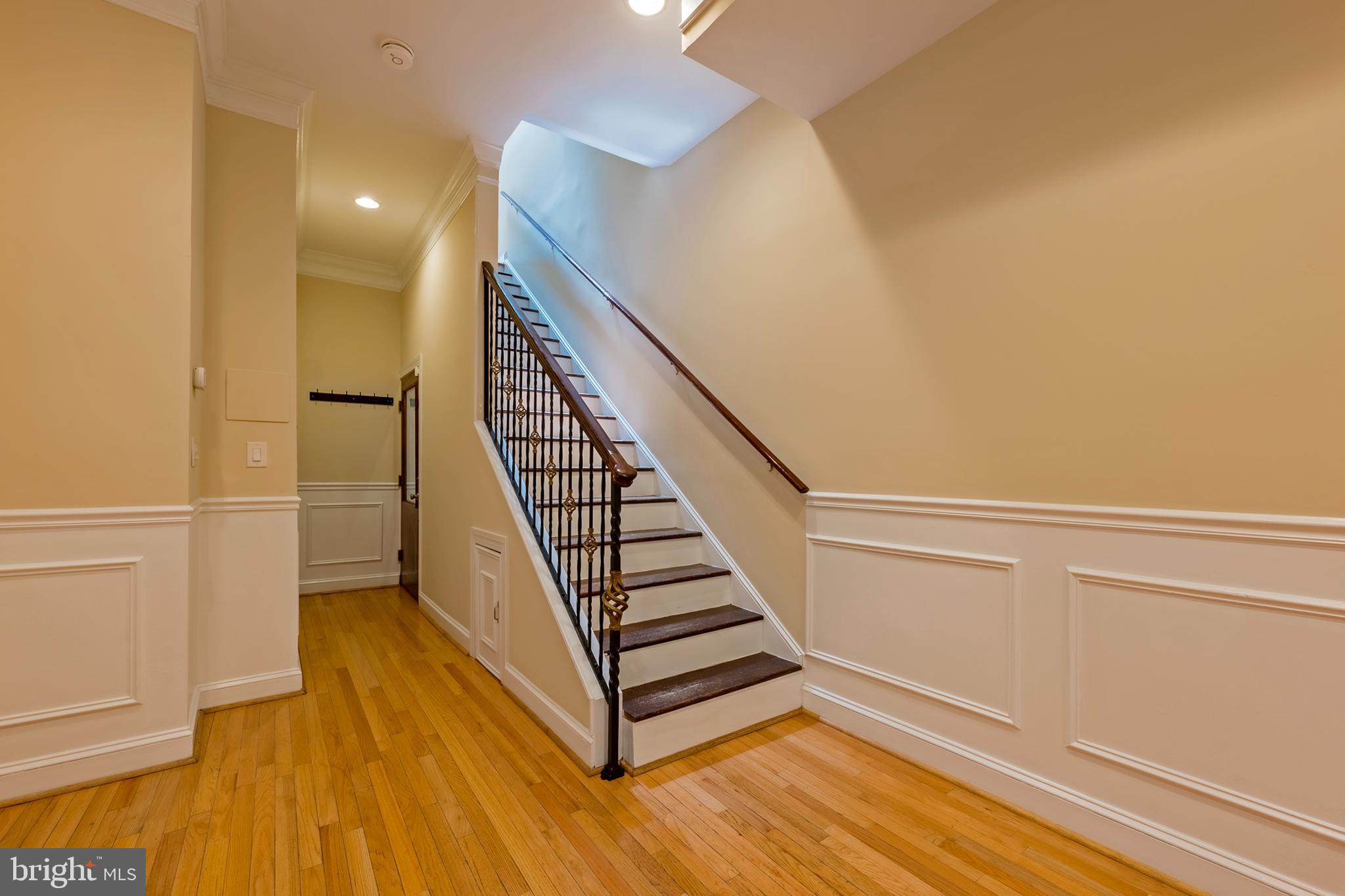 45 R STREET NW 2