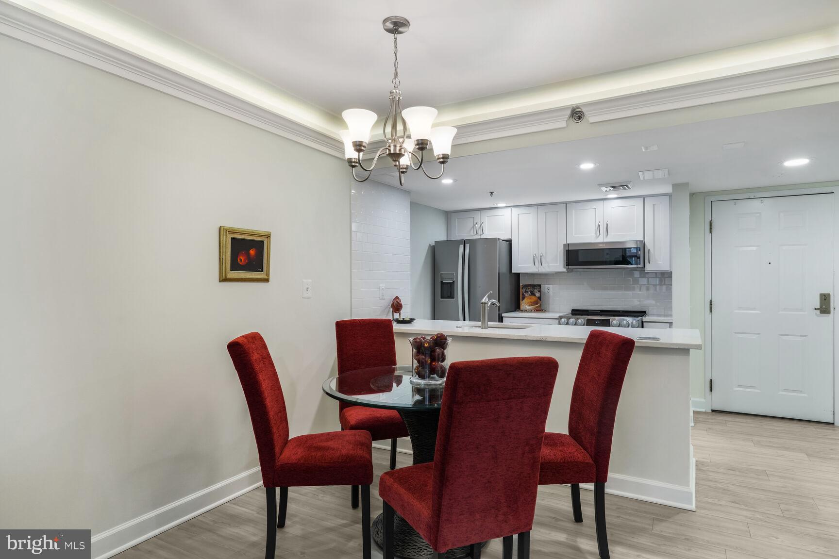 THE JEFFERSON - SUNRISE SENIOR LIVING - Residential