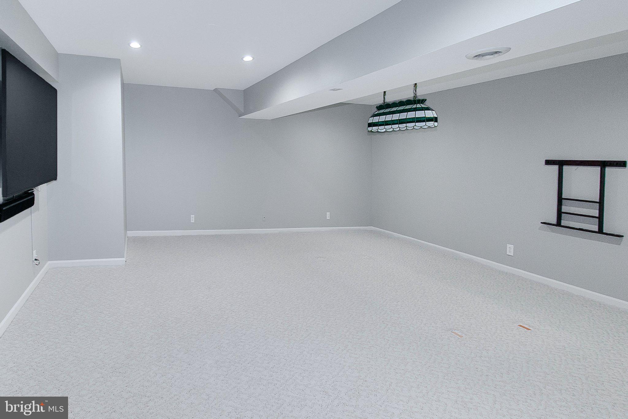 POPLAR PARK - Residential