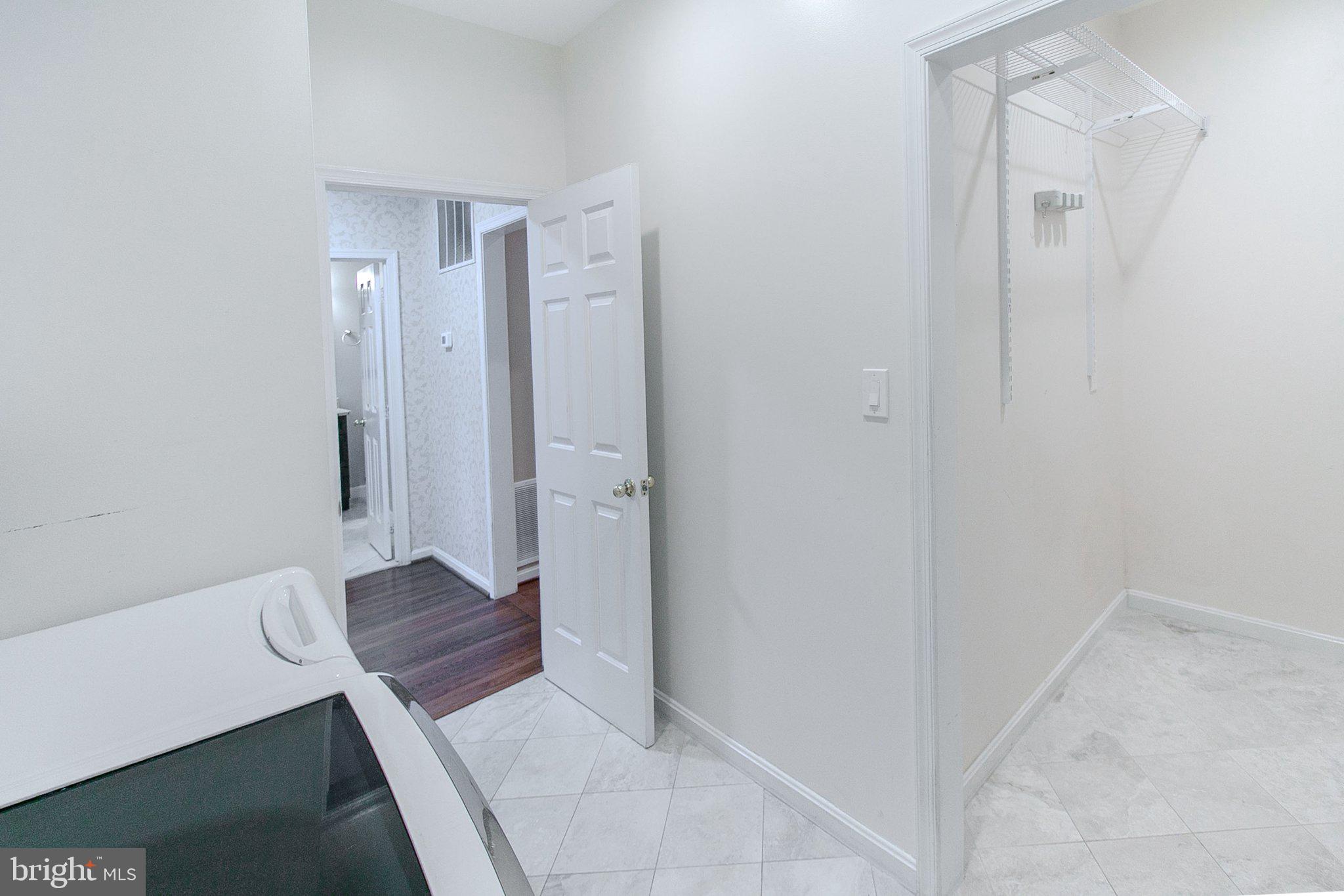 POPLAR PARK - Residential