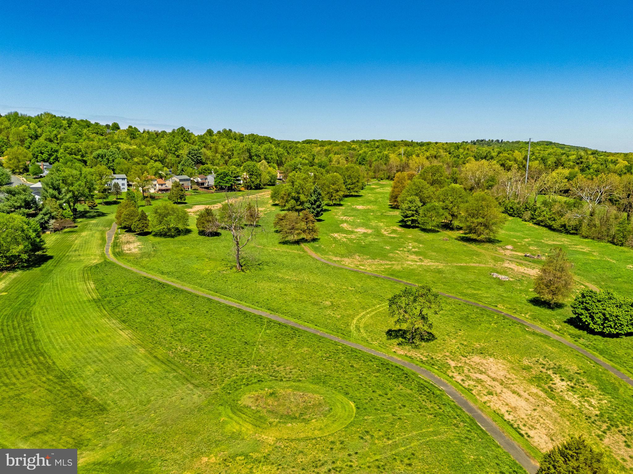 LEESBURG COUNTRY CLUB - Residential