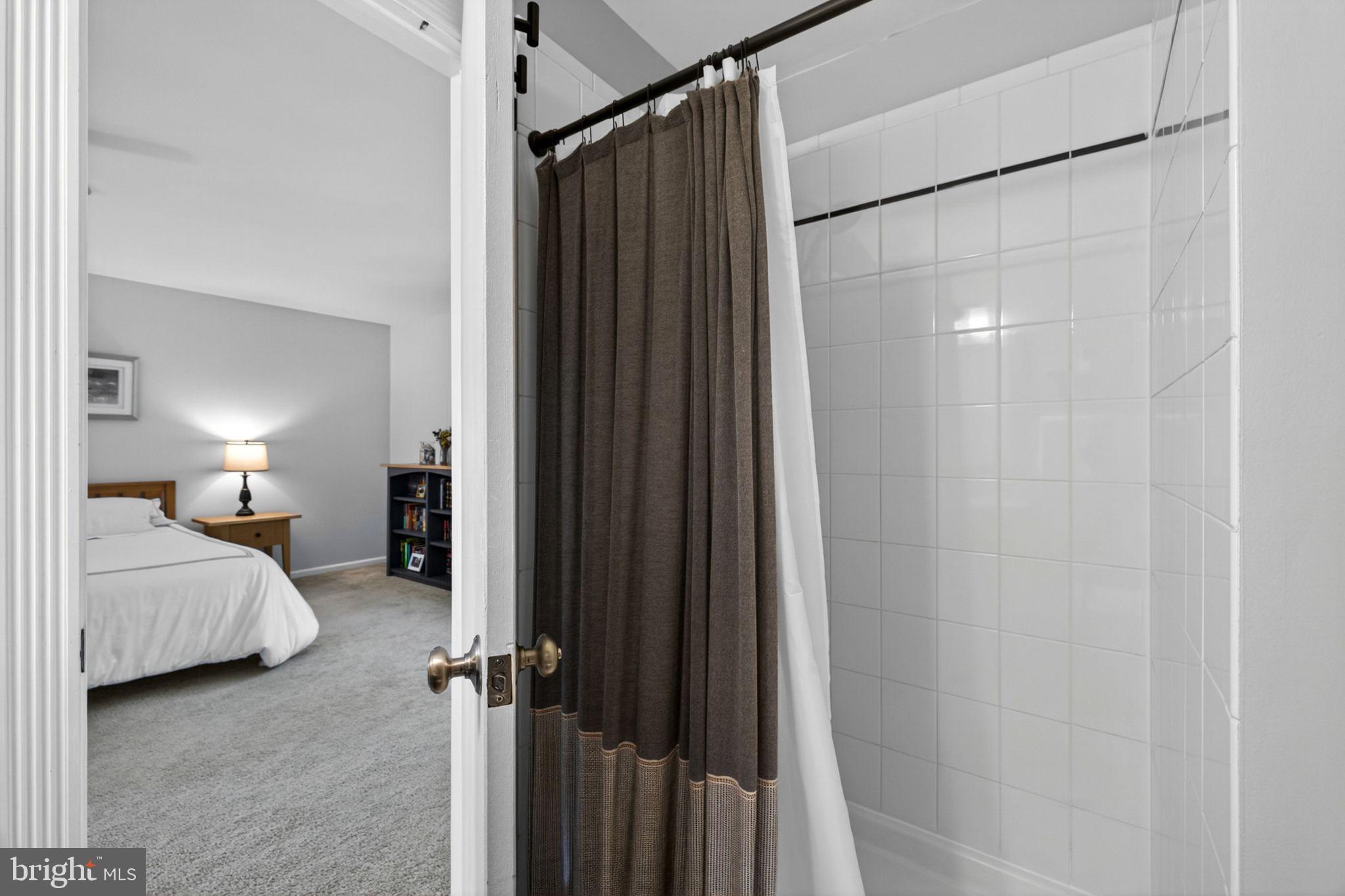 LEESBURG COUNTRY CLUB - Residential