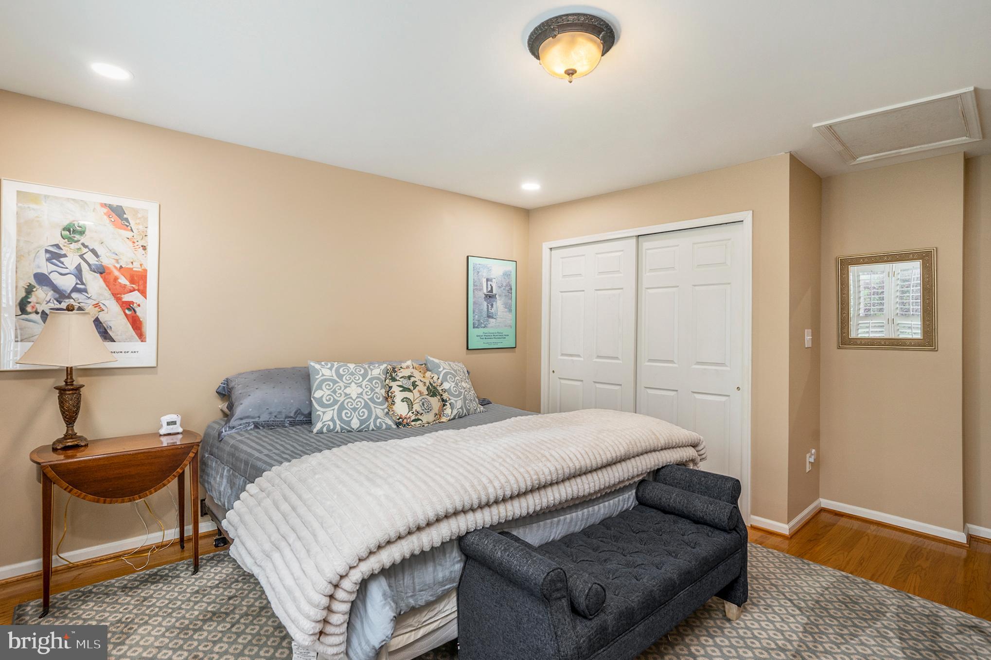 BLUE BELL CC - Residential