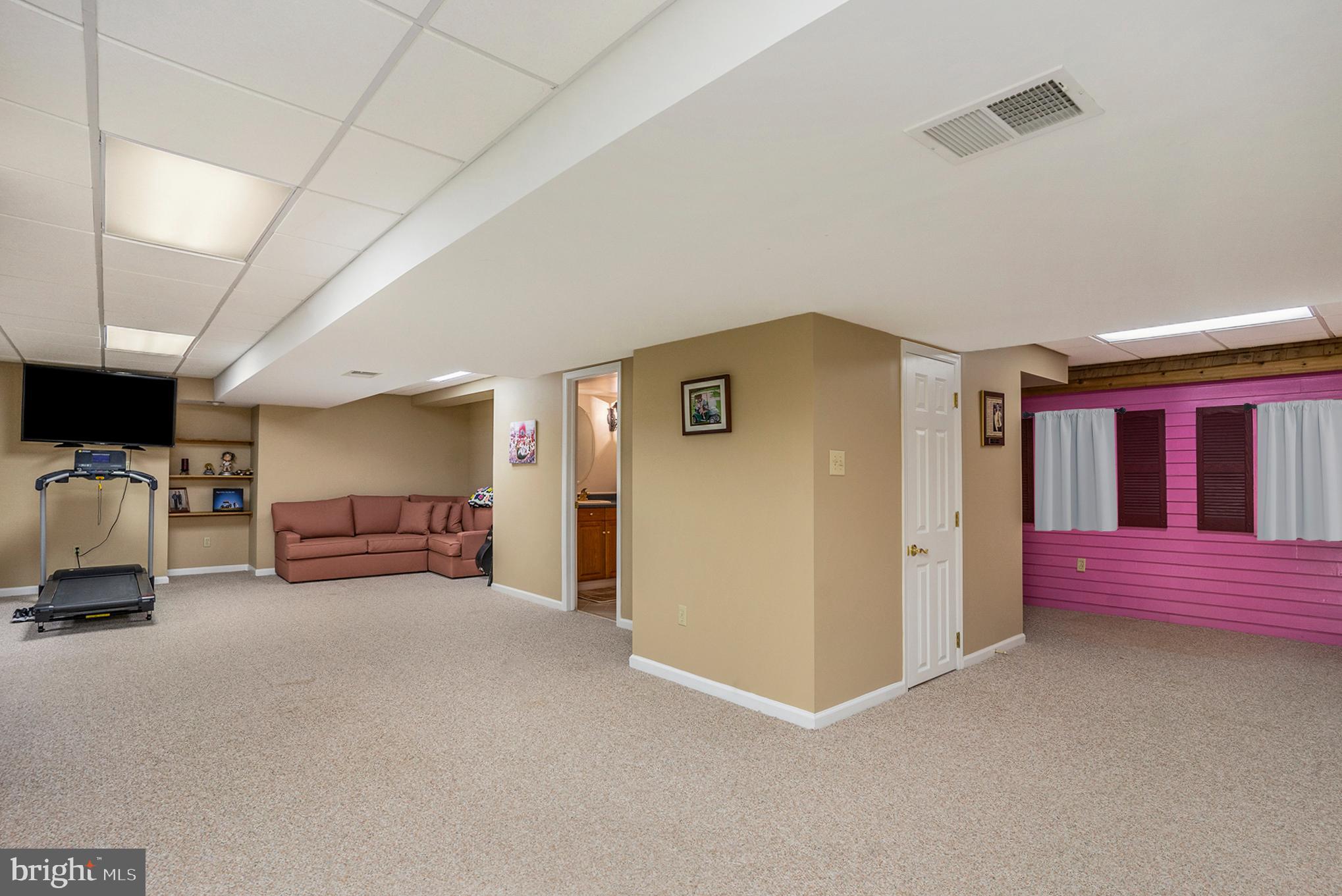 BLUE BELL CC - Residential