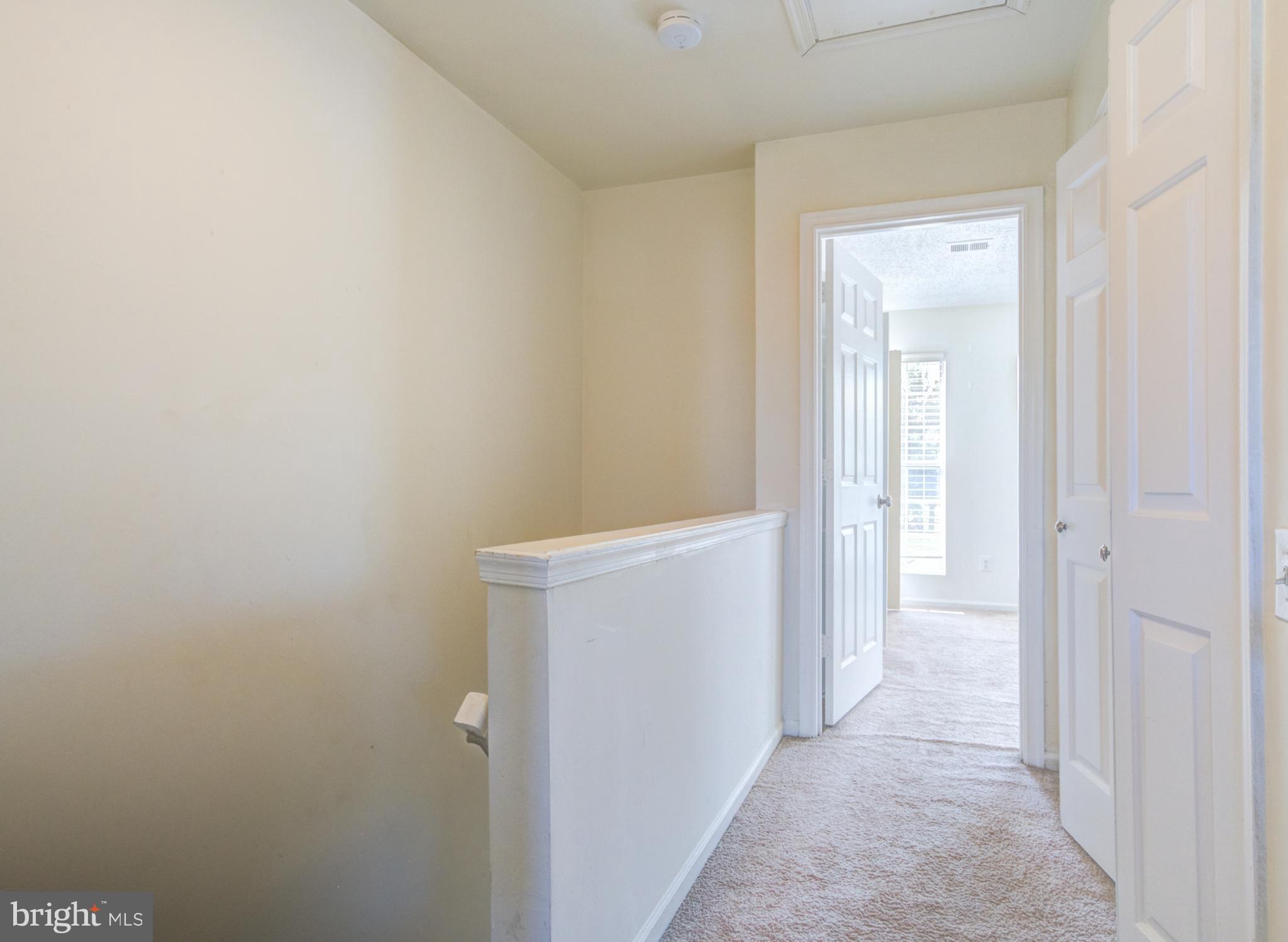 CARNABY SQUARE - Residential Lease