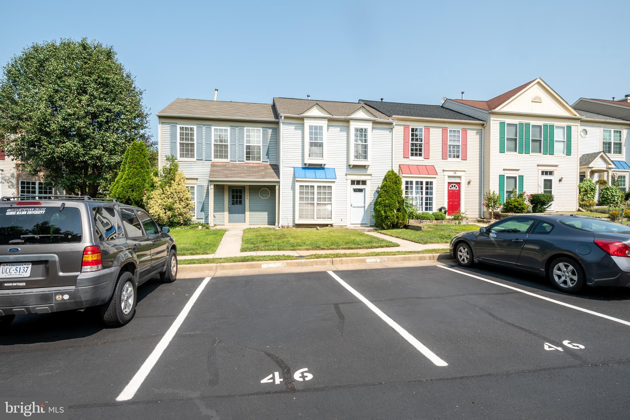 CARNABY SQUARE - Residential Lease