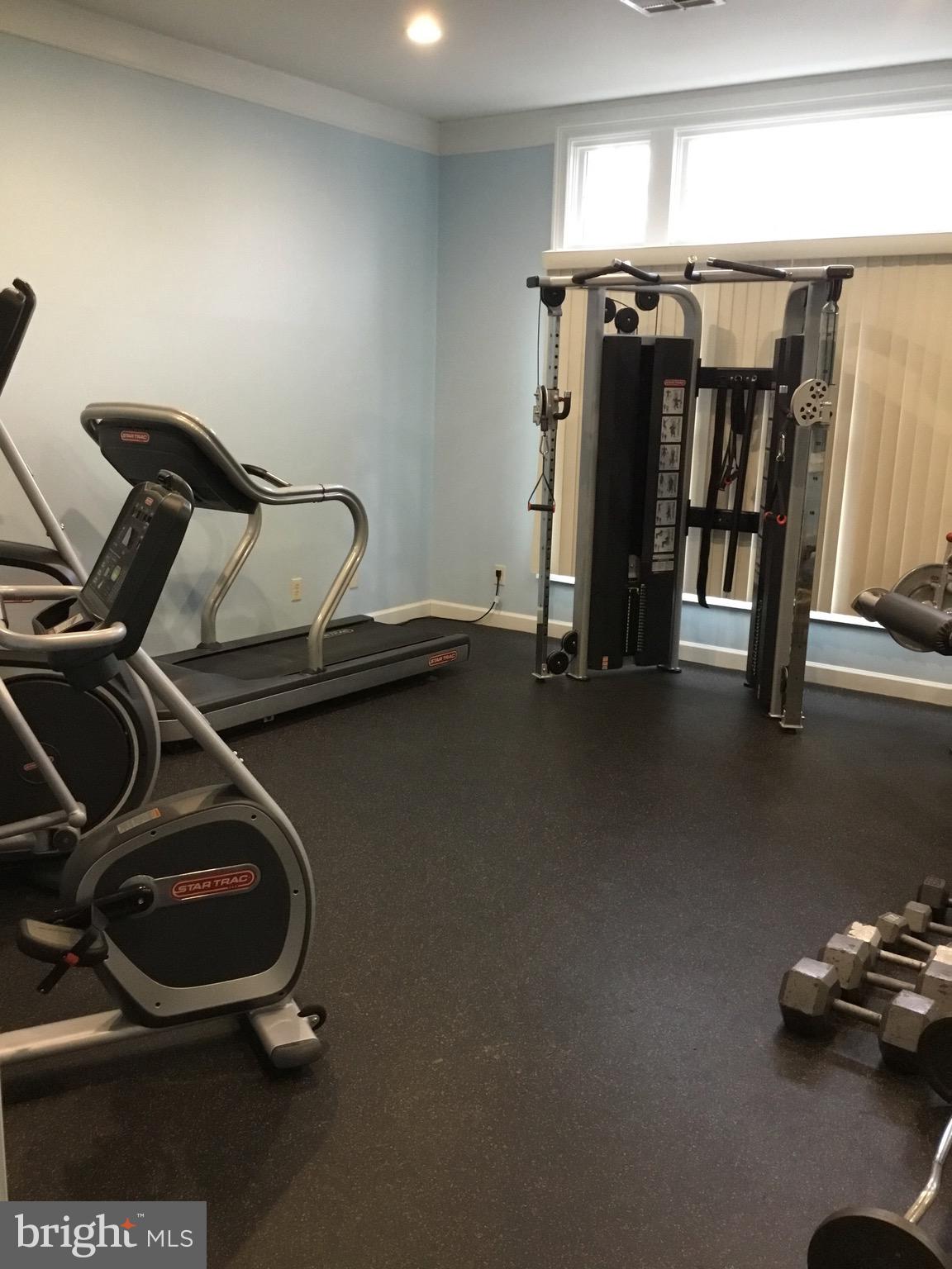 SOUTH GLEN - Residential Lease