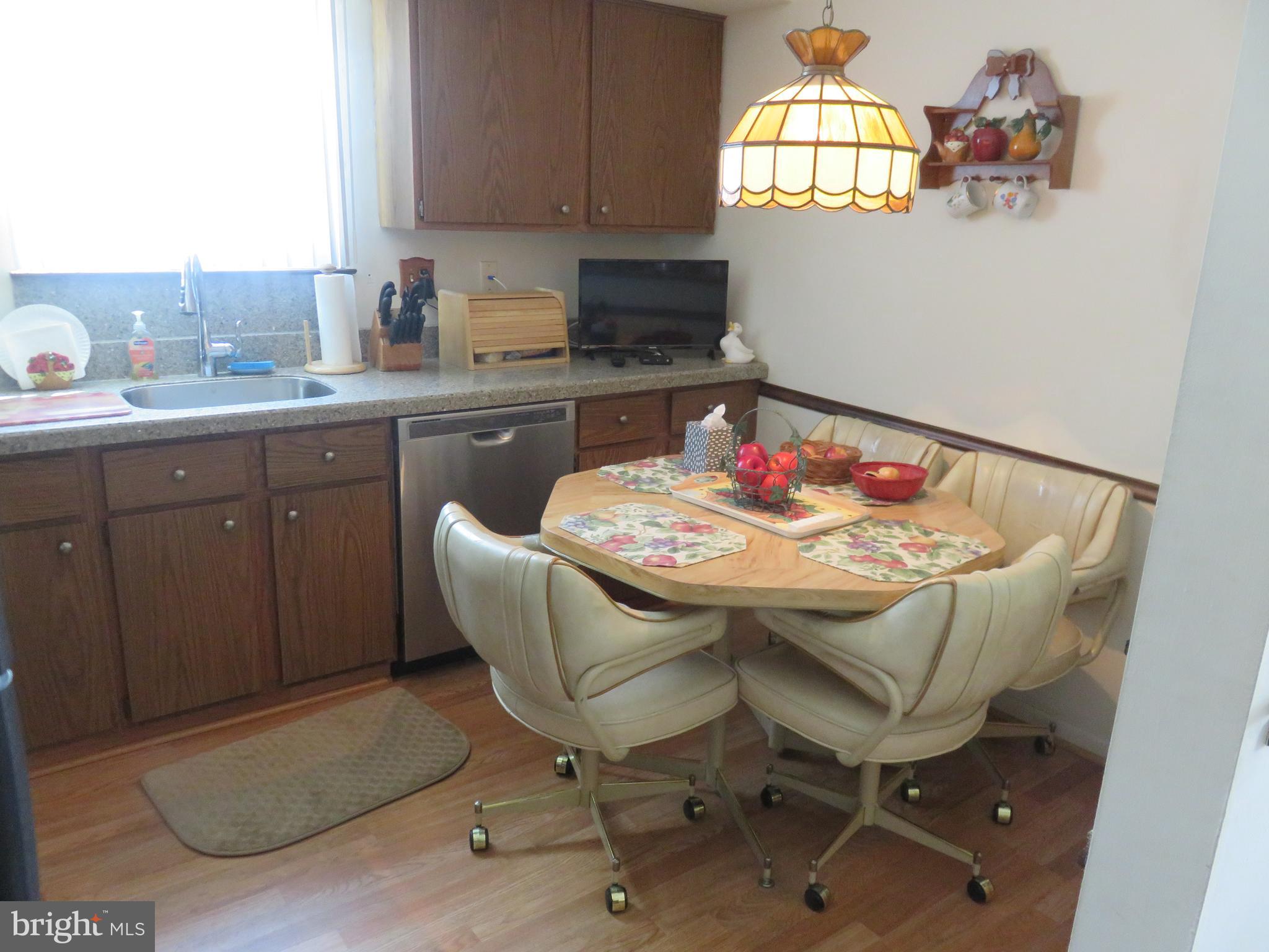 LAUREL HILLS - Residential