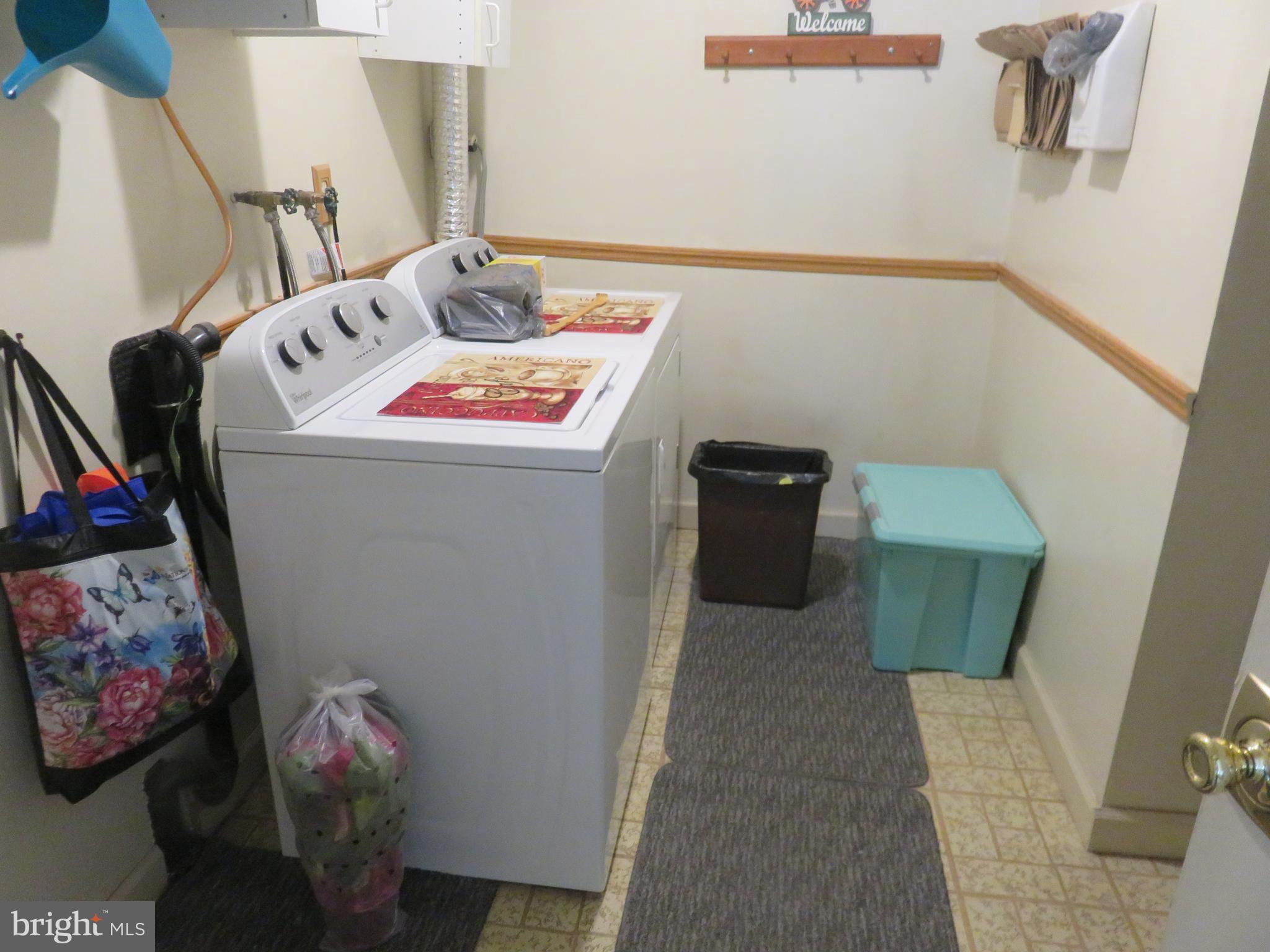 LAUREL HILLS - Residential