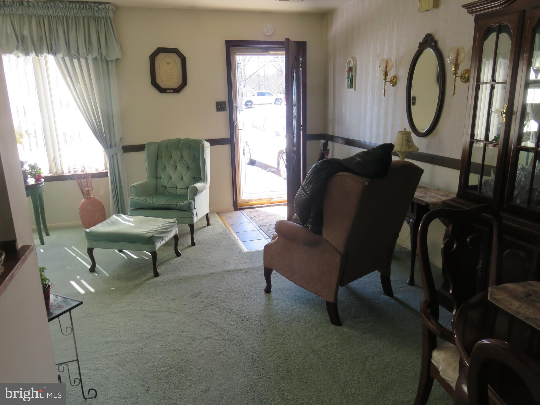 LAUREL HILLS - Residential