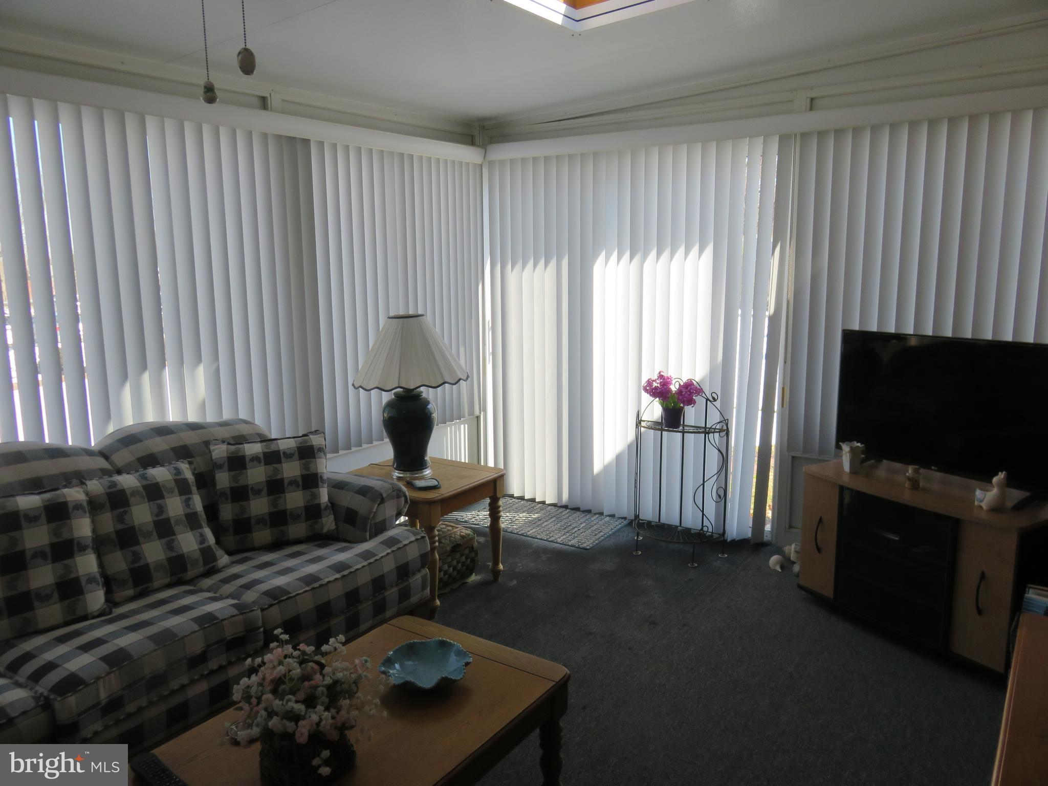 LAUREL HILLS - Residential