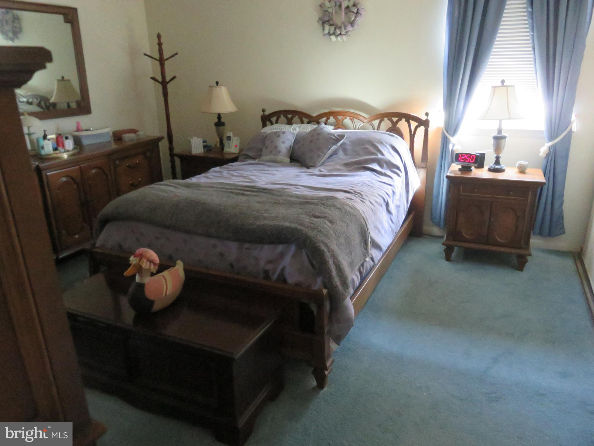 LAUREL HILLS - Residential