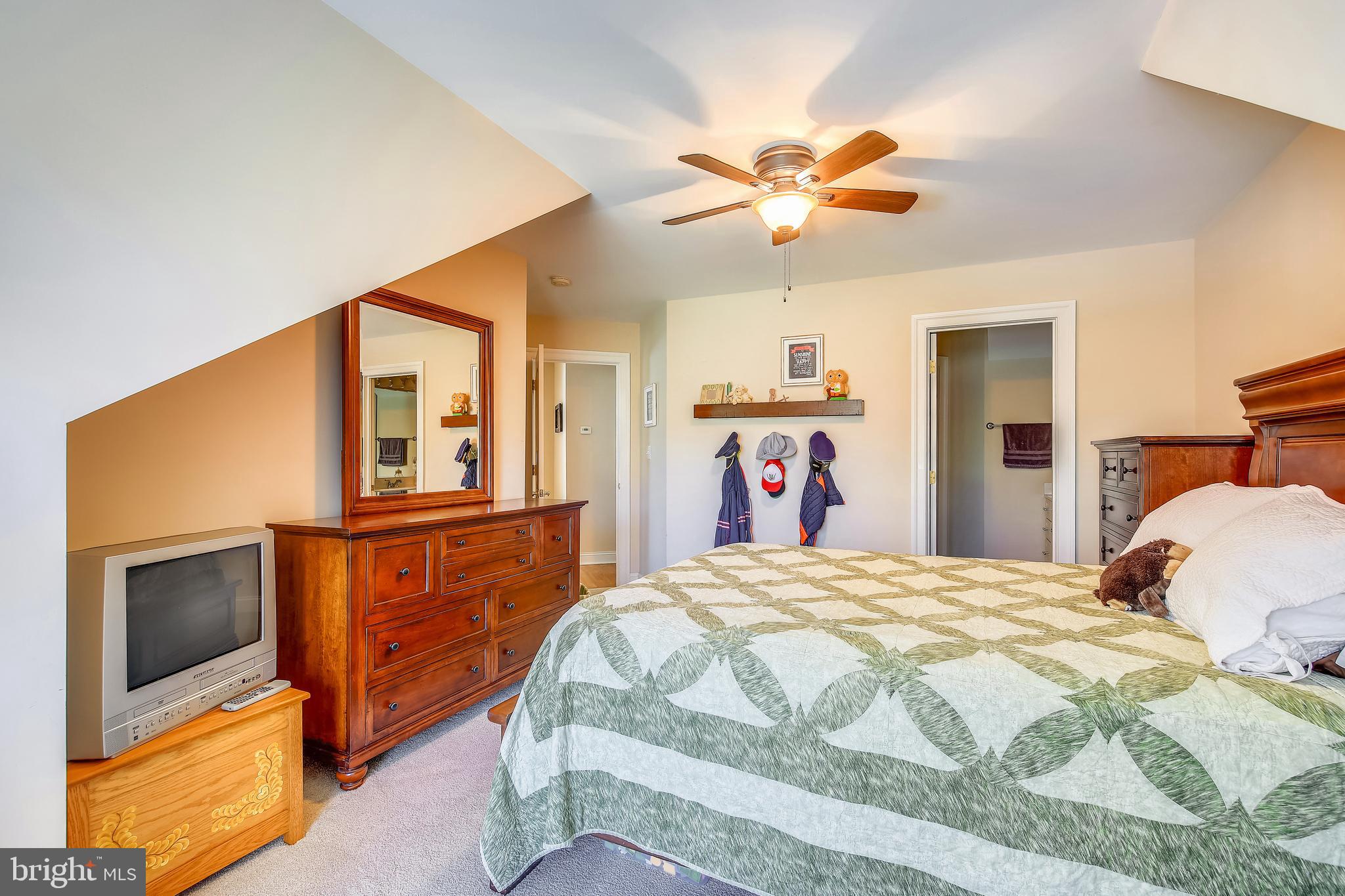 GOLF CLUB SHORES I - Residential