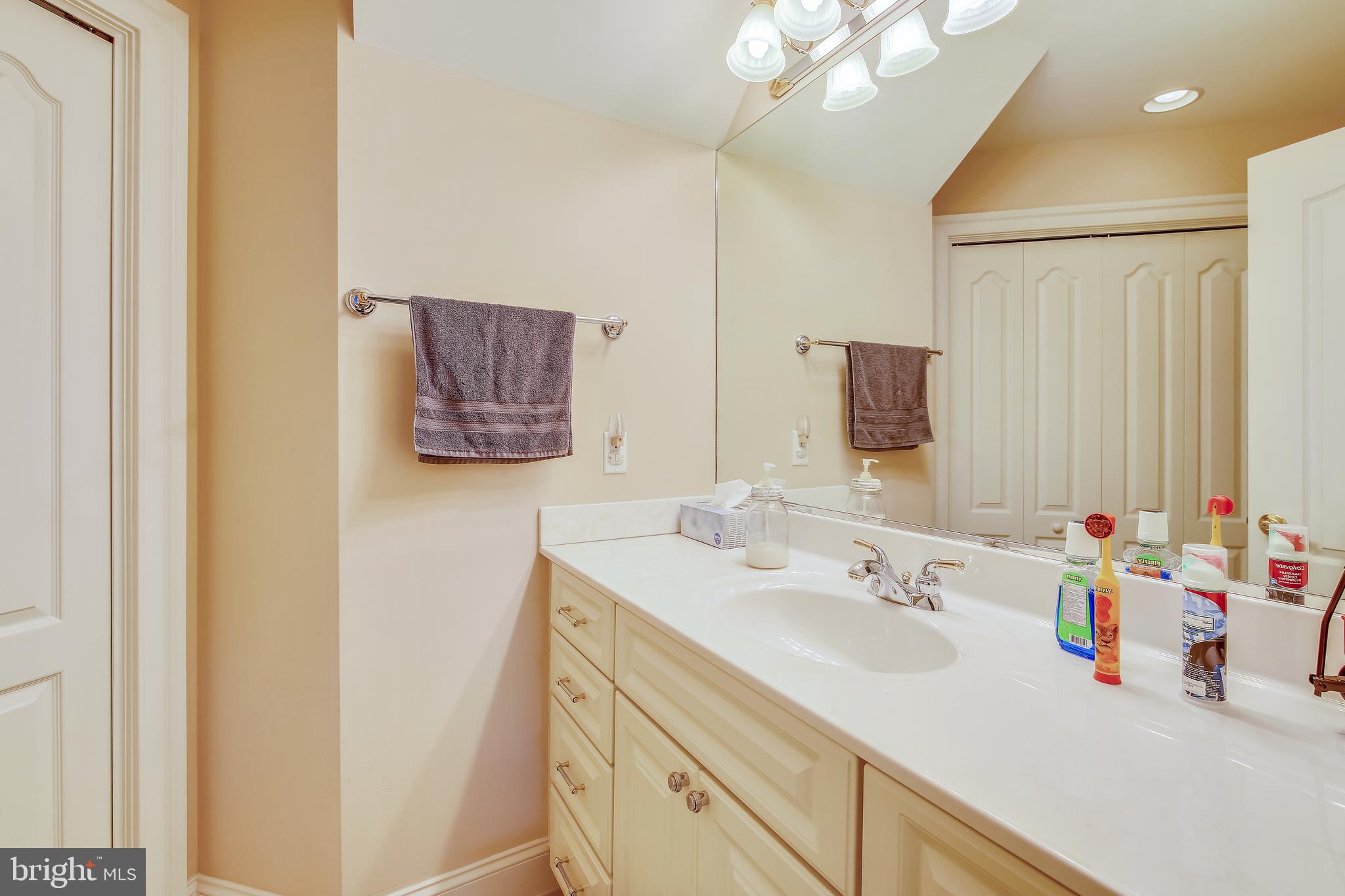 GOLF CLUB SHORES I - Residential