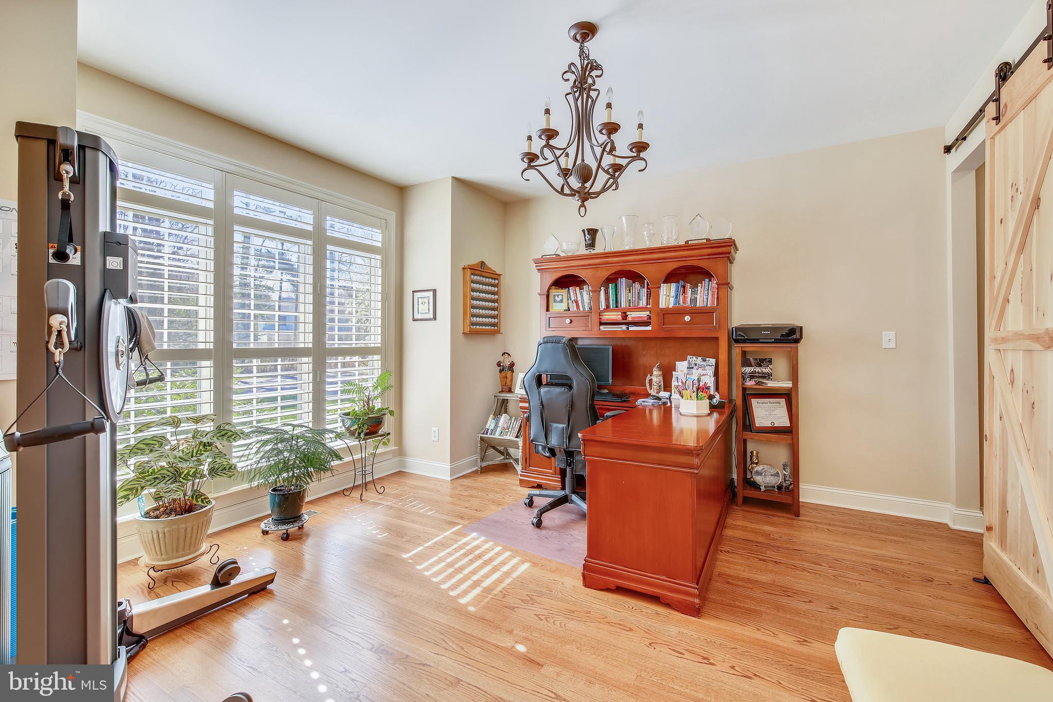 GOLF CLUB SHORES I - Residential