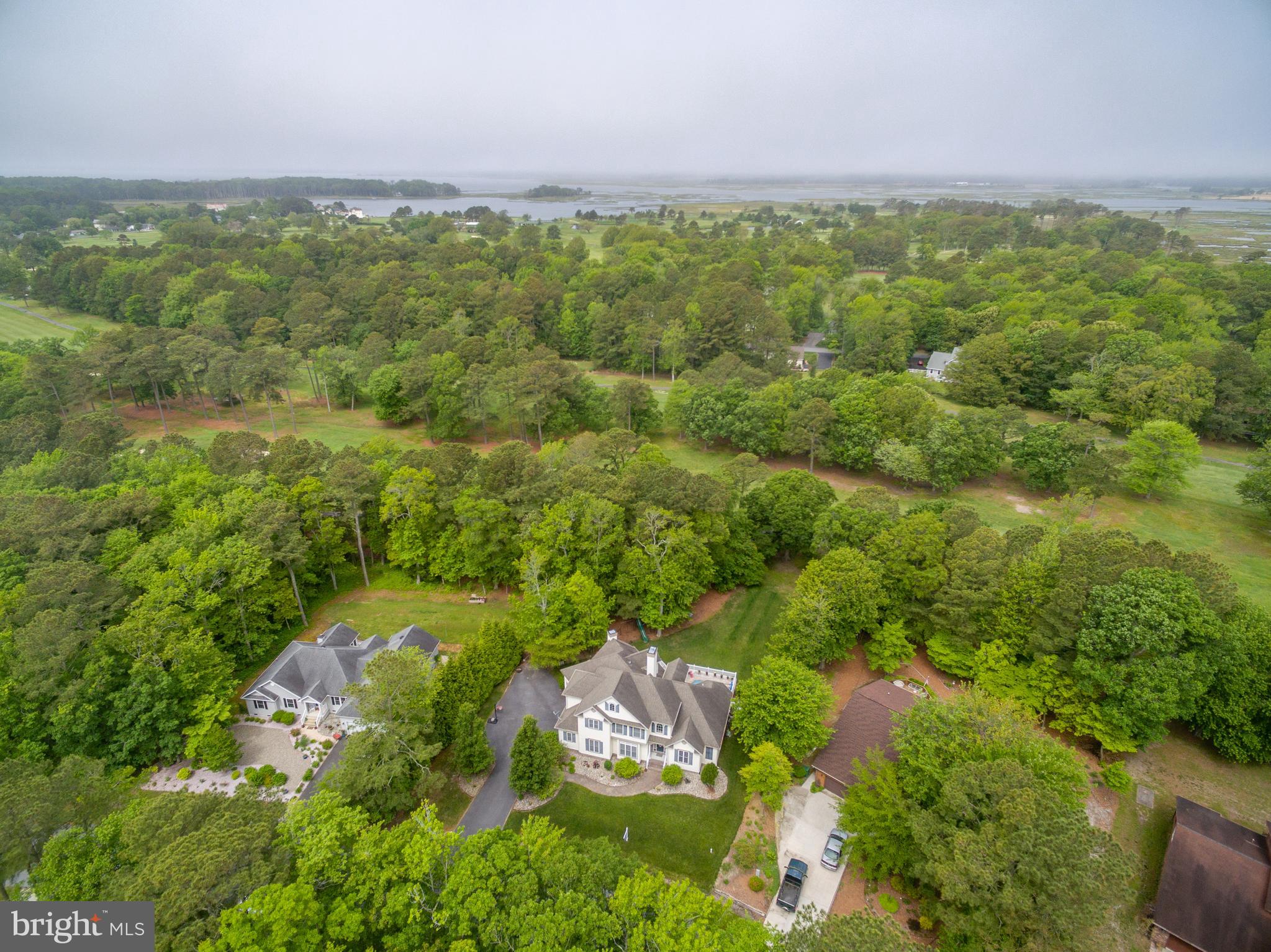 GOLF CLUB SHORES I - Residential