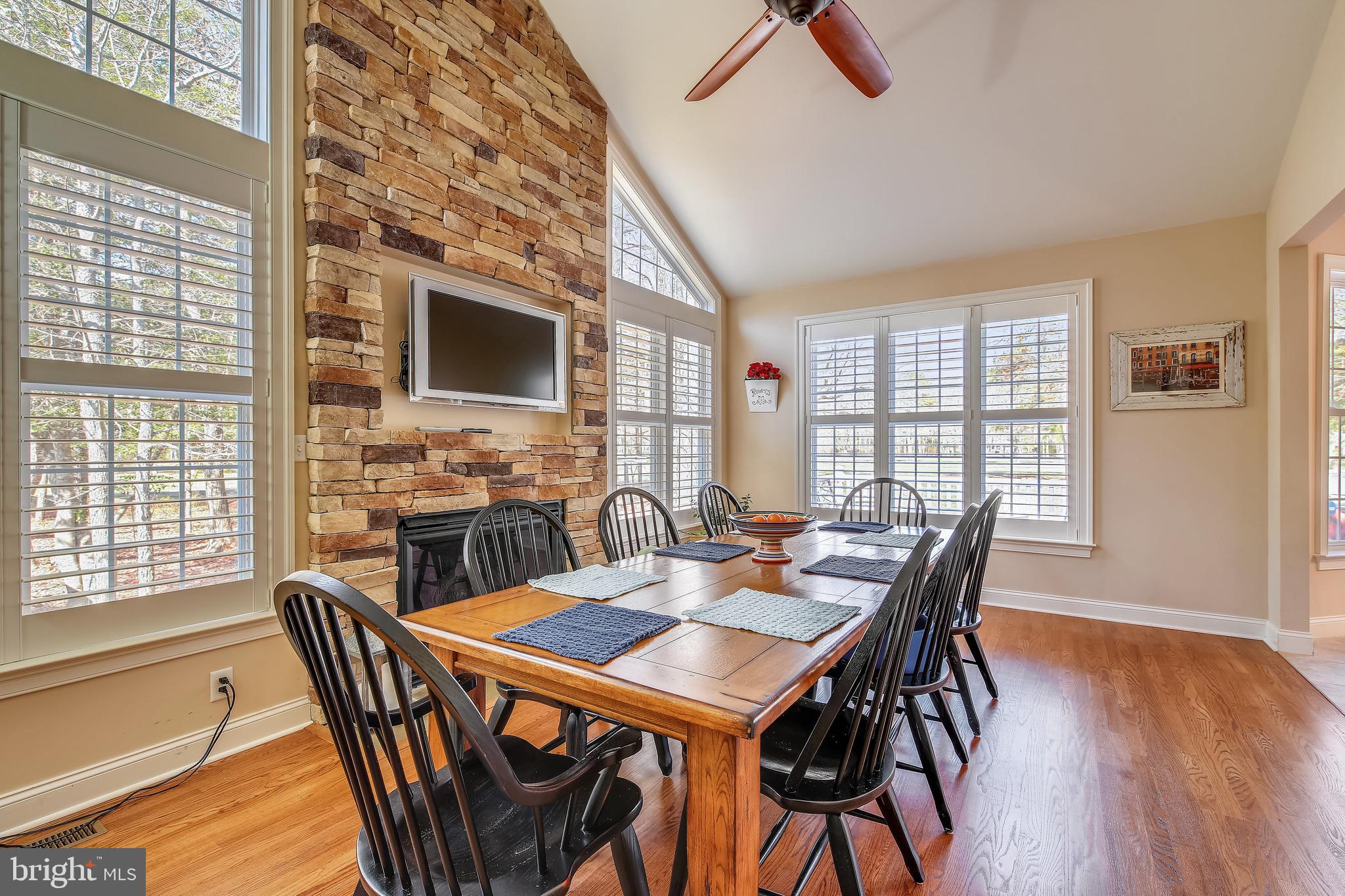 GOLF CLUB SHORES I - Residential