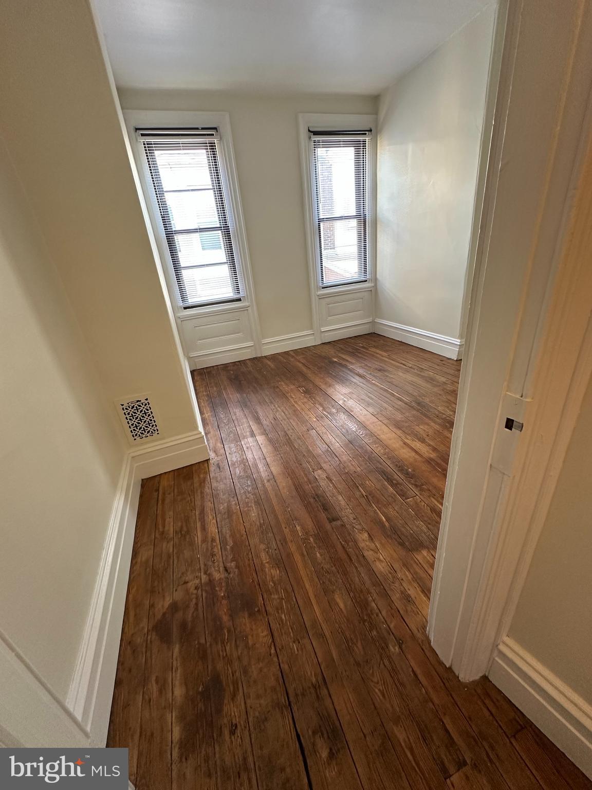 ART MUSEUM AREA - Residential Lease