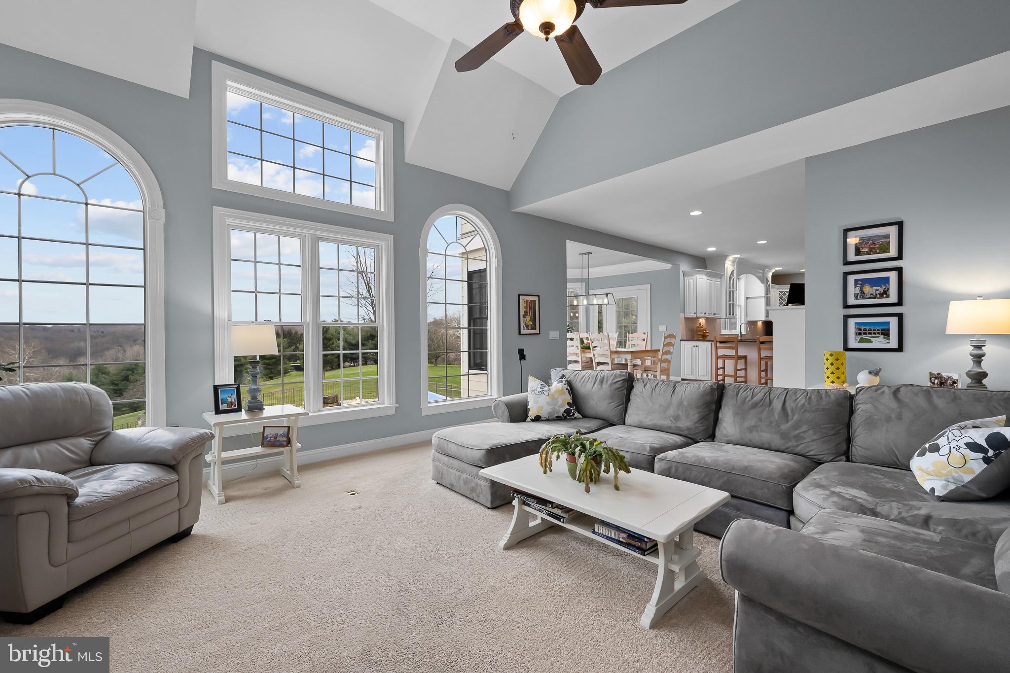 COUNTRY WALK - Residential