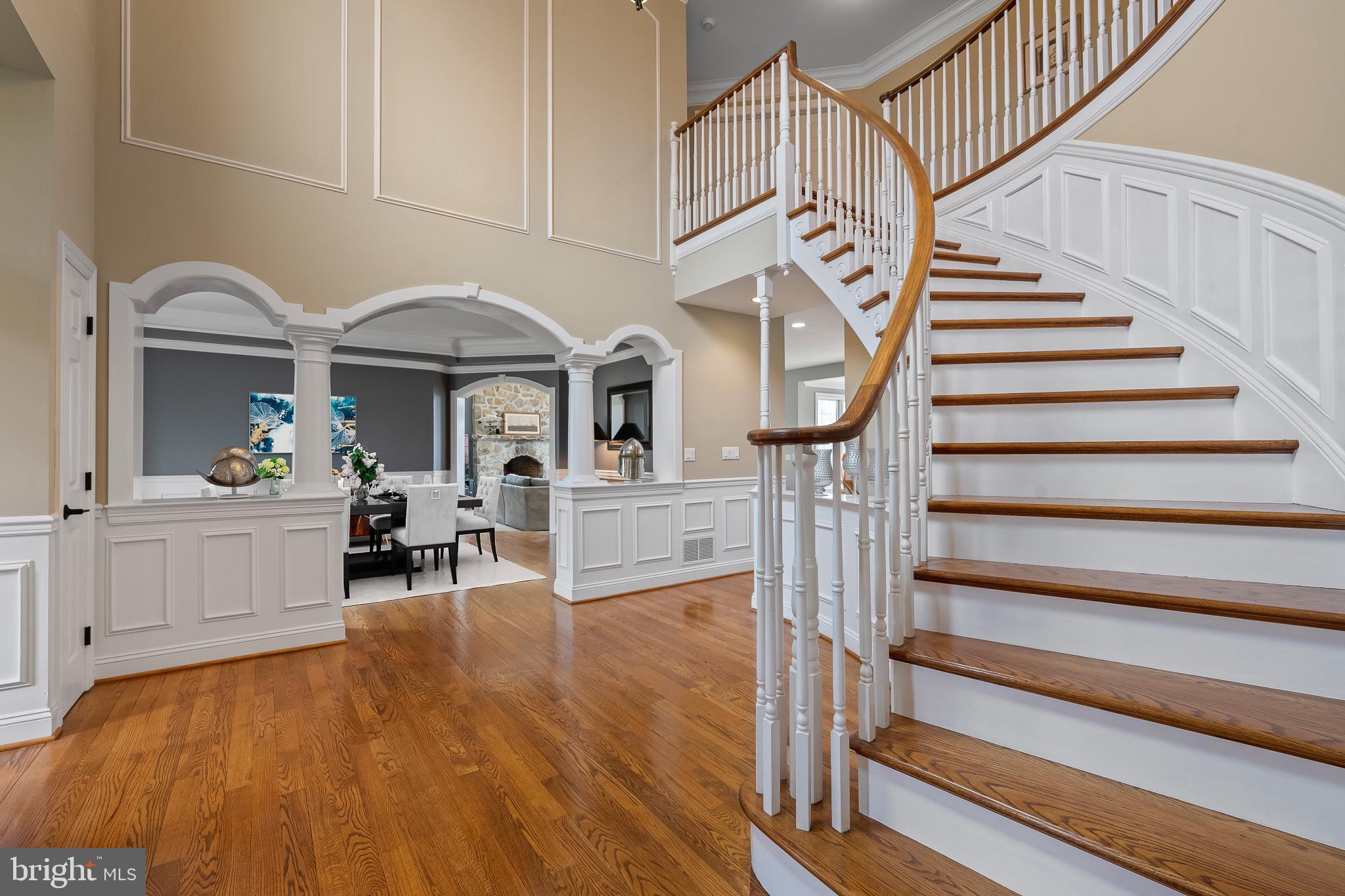 COUNTRY WALK - Residential