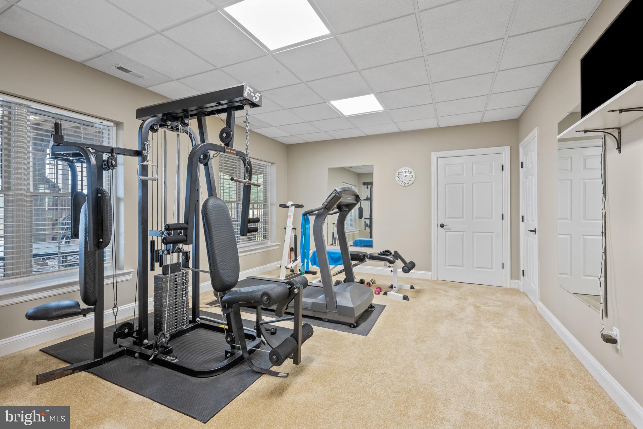 COUNTRY WALK - Residential