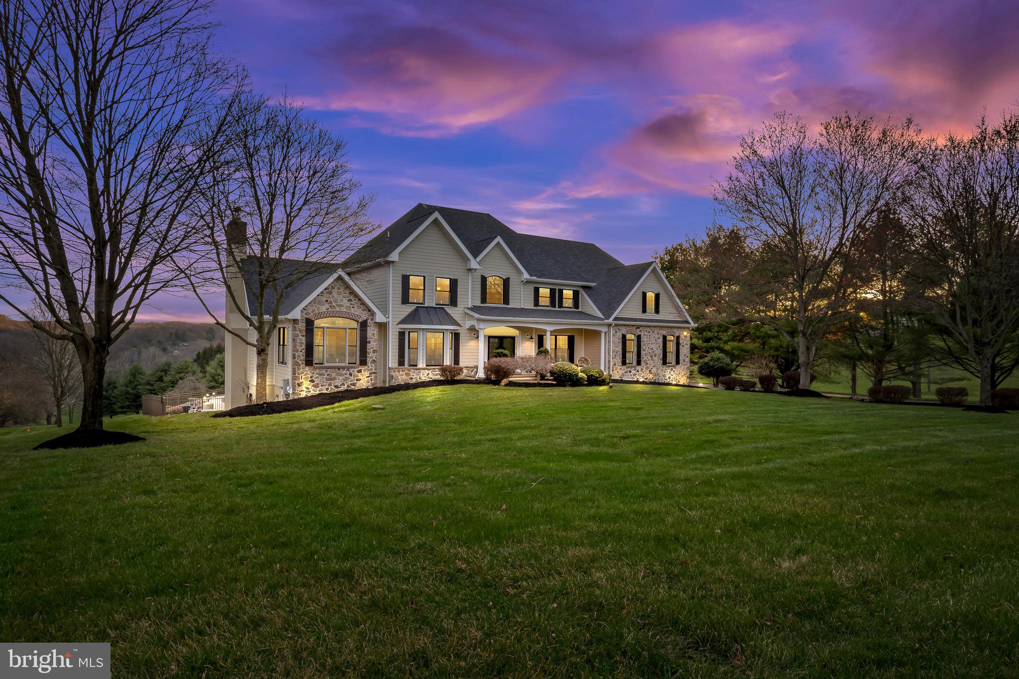 COUNTRY WALK - Residential